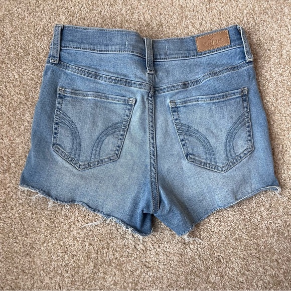 Hollister High Rise Short 3" Soft Stretch Distressed Jean Shorts Size 27 - Picture 6 of 9